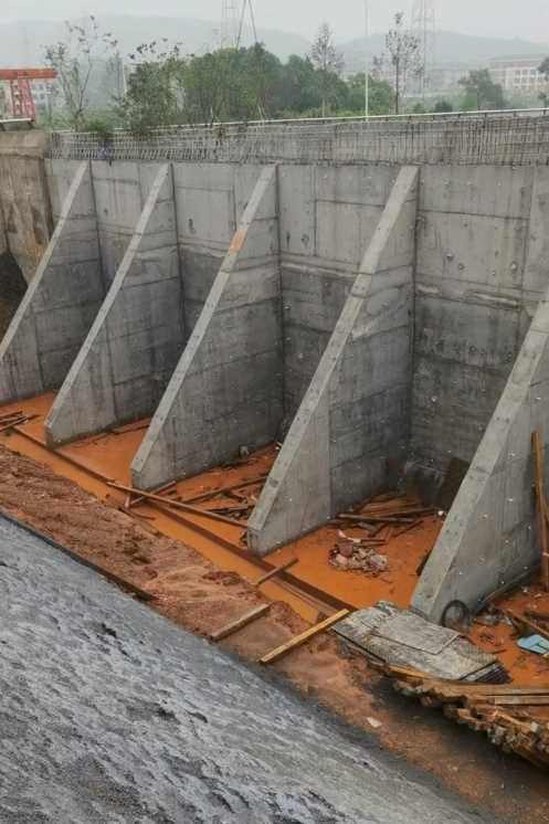 阜阳颍州区锚杆式挡土墙